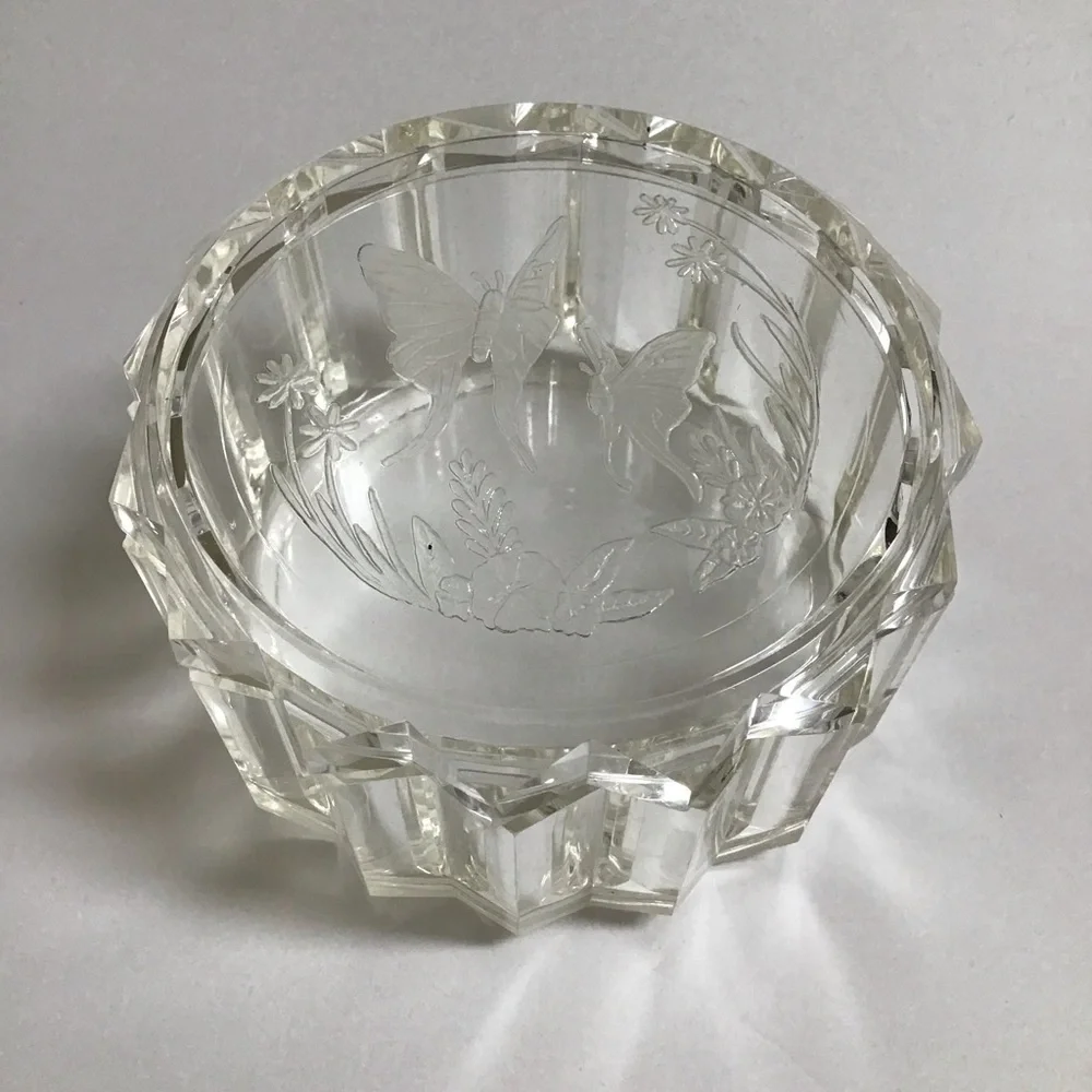 Lucite Acrylic Jewelry Box w/Lid Etched Butterfly Floral 70’s Boho Diamond Edge